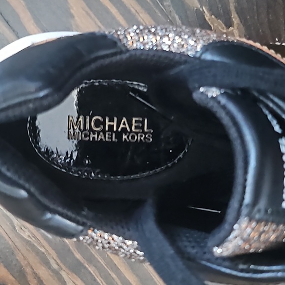 Michael Kors Sneakers - Picture 10 of 10